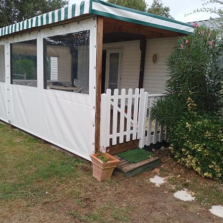 Mobil Home Dans Parc Residentiel Loisirs Talmont-Saint-Hilaire Exterior foto